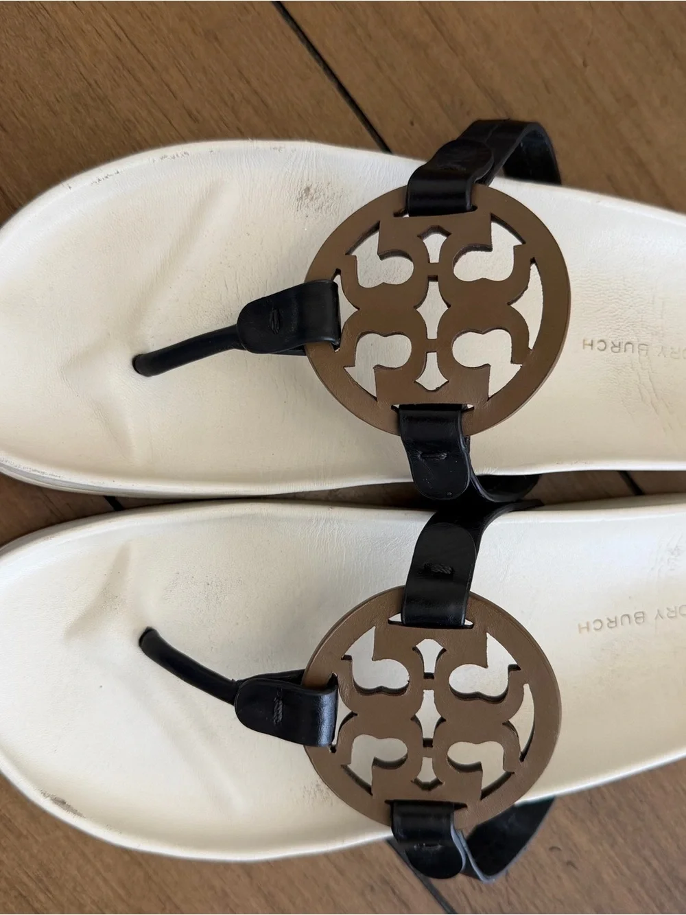 Tory Burch Miller Cloud Logo Thong Sandals in Black and White